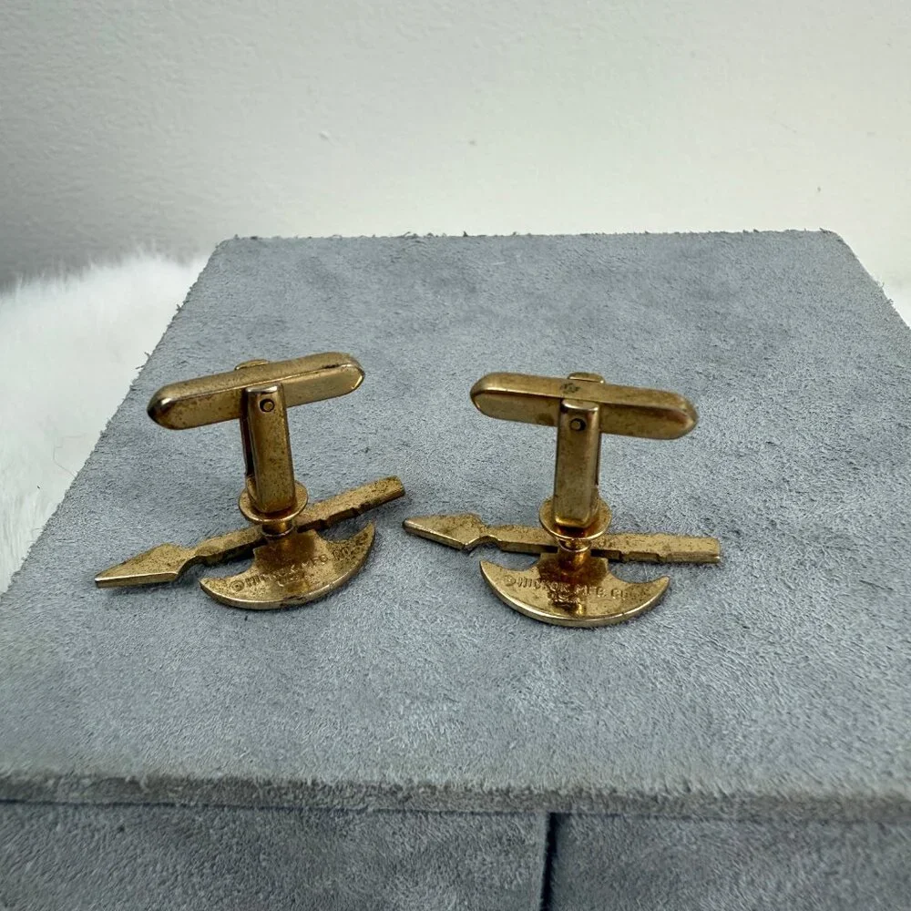 Vintage Men's VIKING Shield & Spear Weapon CUFFLINK Hickok Costume Jewelry USA